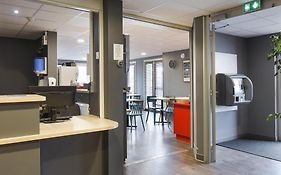 HOTEL F1 Lyon Genay Massieux